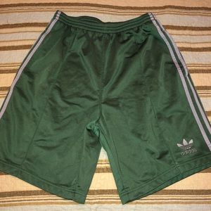 Vintage Adidas Trefoil Skateboard Shorts